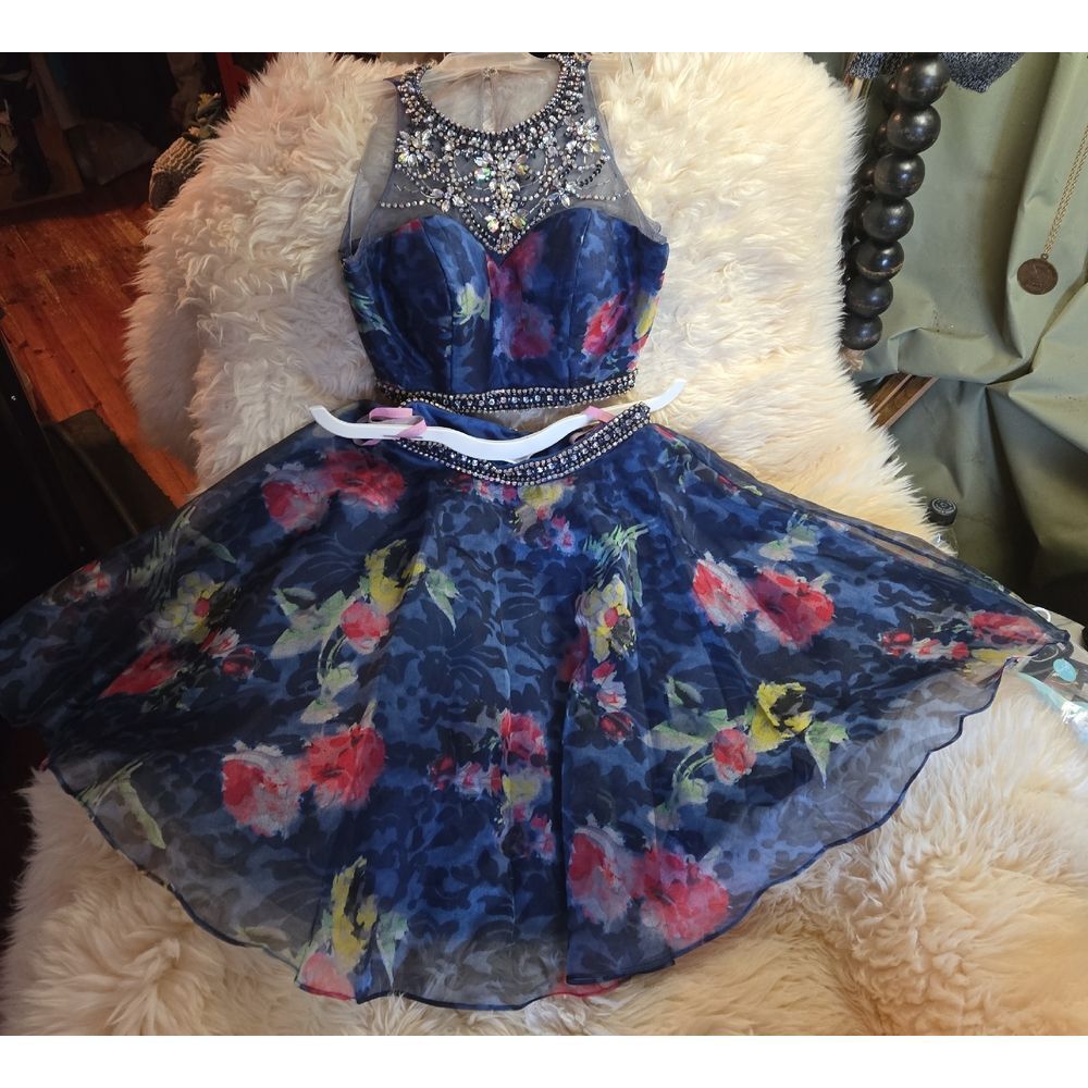 Alexia Designs Blue Floralsize 0 Woman's Dress with Beaded Neckline,This Is NWoT